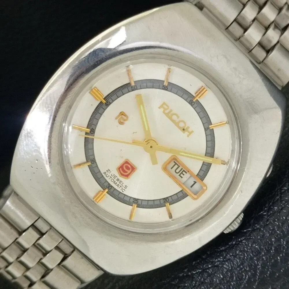 Vintage 1988 Ricoh Automatic Mens Silver Watch W/daydate & Gold accents